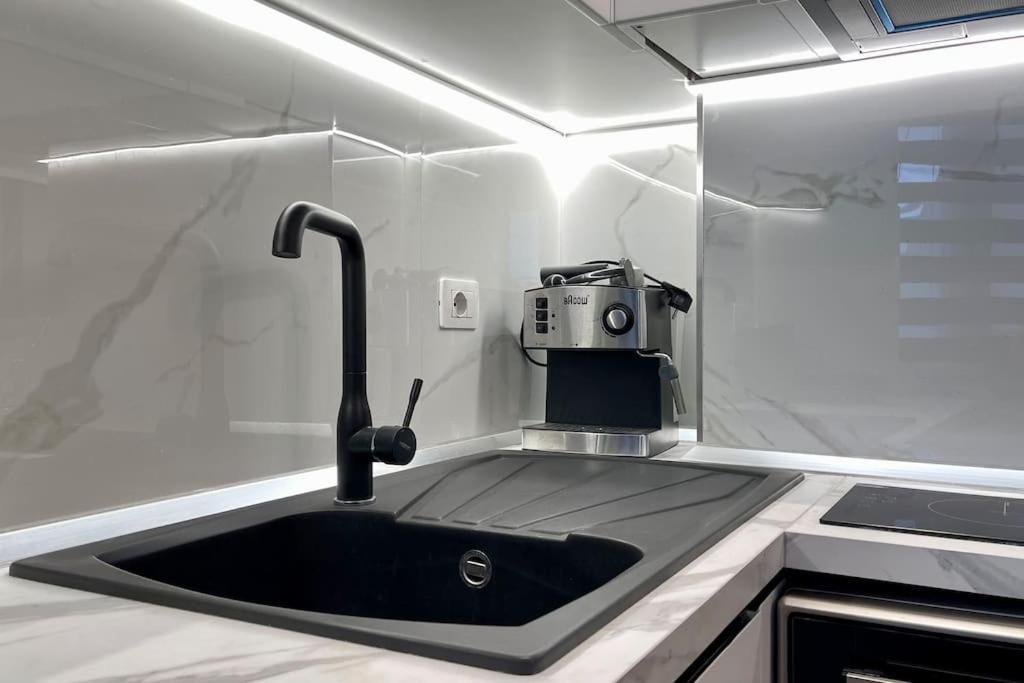 53° Bs Skanderbeg City Center Comfort تيرانا المظهر الخارجي الصورة