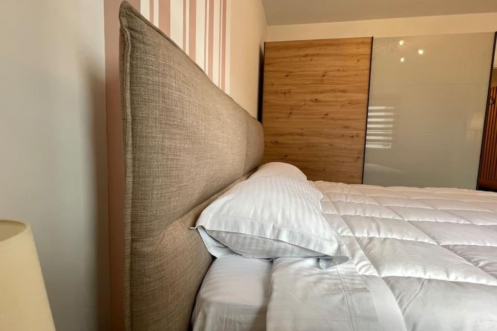 53° Bs Skanderbeg City Center Comfort تيرانا المظهر الخارجي الصورة
